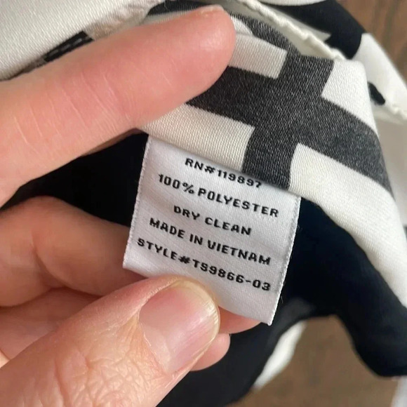 Black & White Blouse‎ XS - Picture 4 of 4